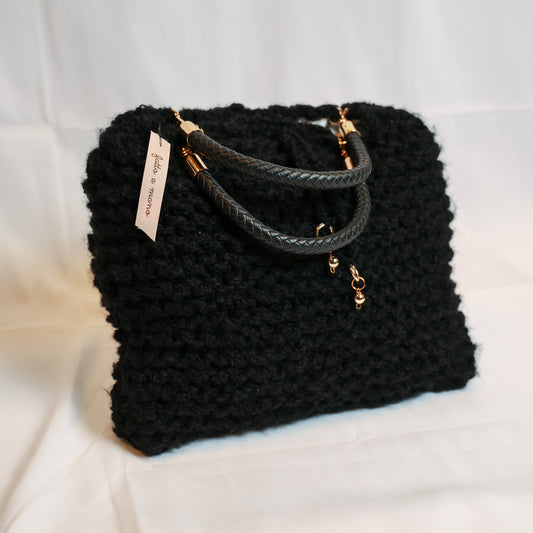 Borsetta in lana nera